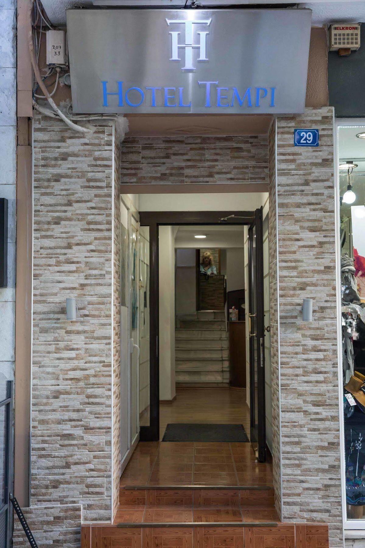 Tempi Hotel