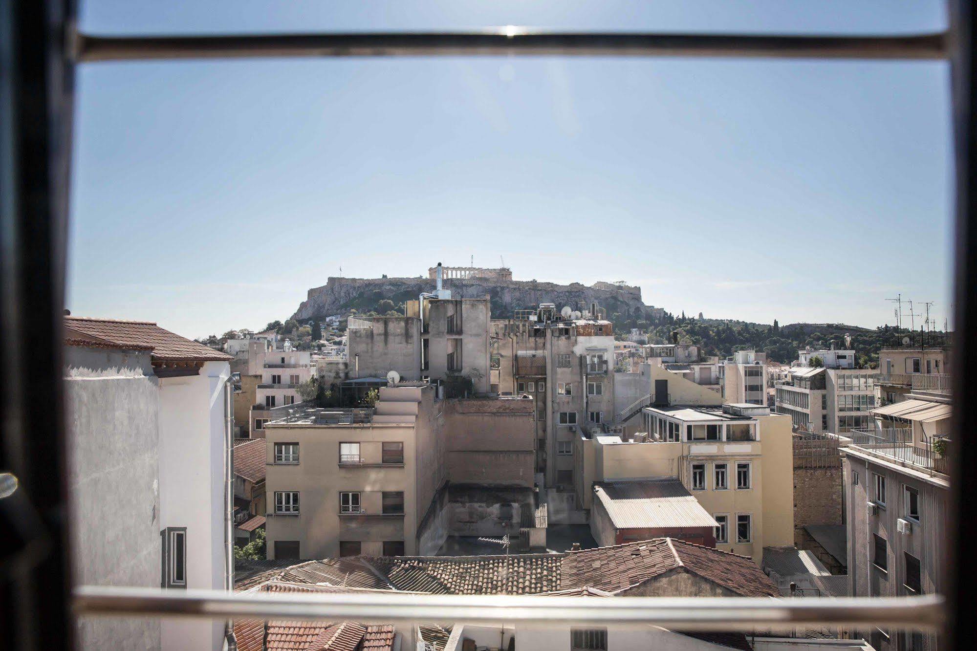 Hotel Tempi *